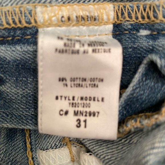Guess Women’s Size 31 Scarlet Slim Bootcut Jeans in Light Denim - Picture 8 of 12